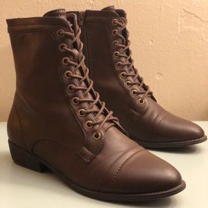 Lace up brown cognac oxford ankle boots